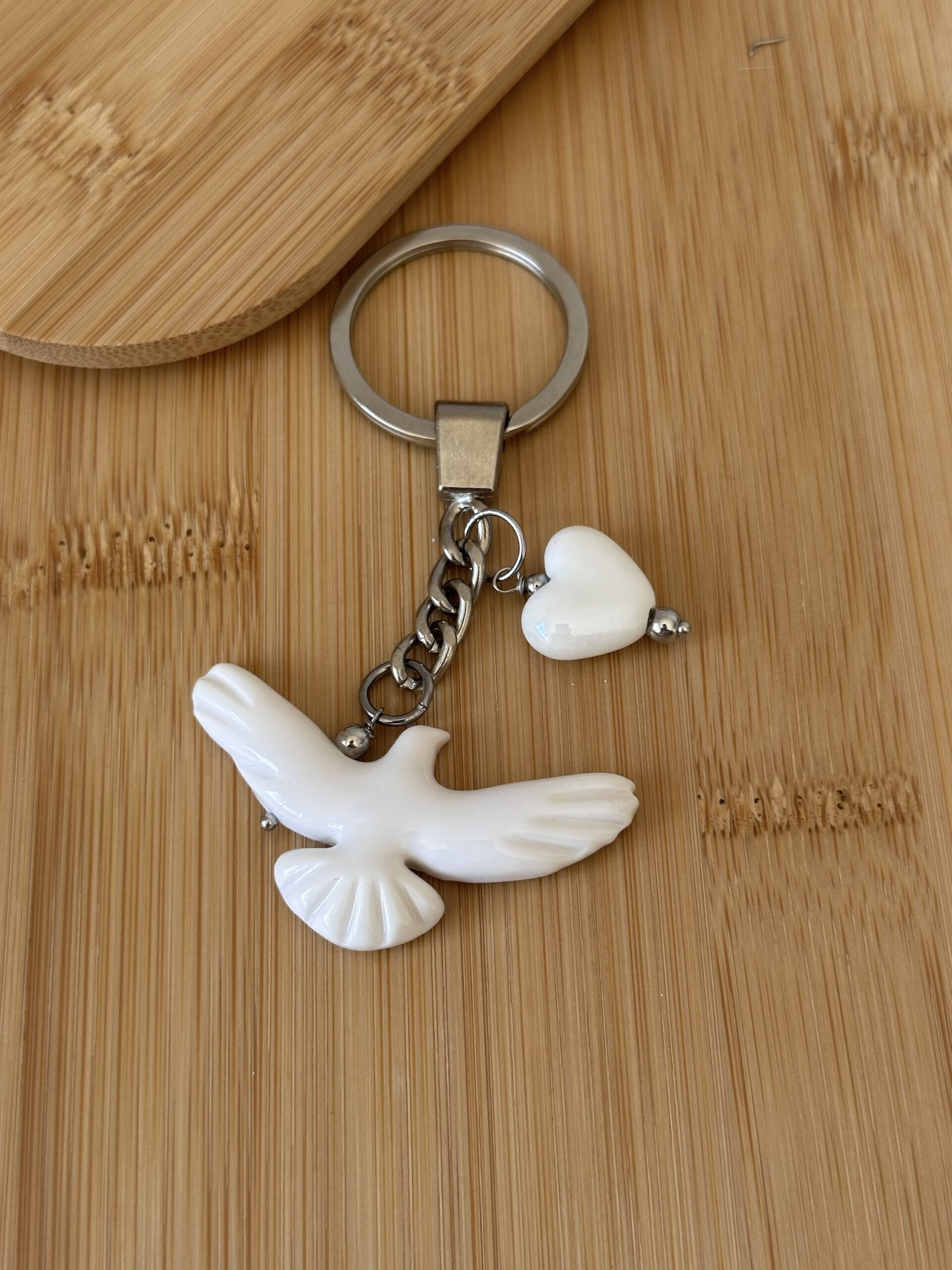 Брелок Горлиця з керамічним серцем - Зображення 2